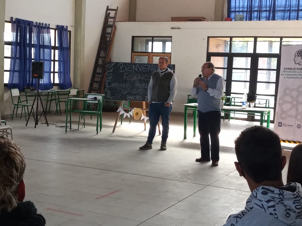 PORQUE NOS SENTIMOS BIEN CON LOS DEPORTES (CHARLAS DE PREVENCIÓN DE ADICCIONES CONCORDIA)