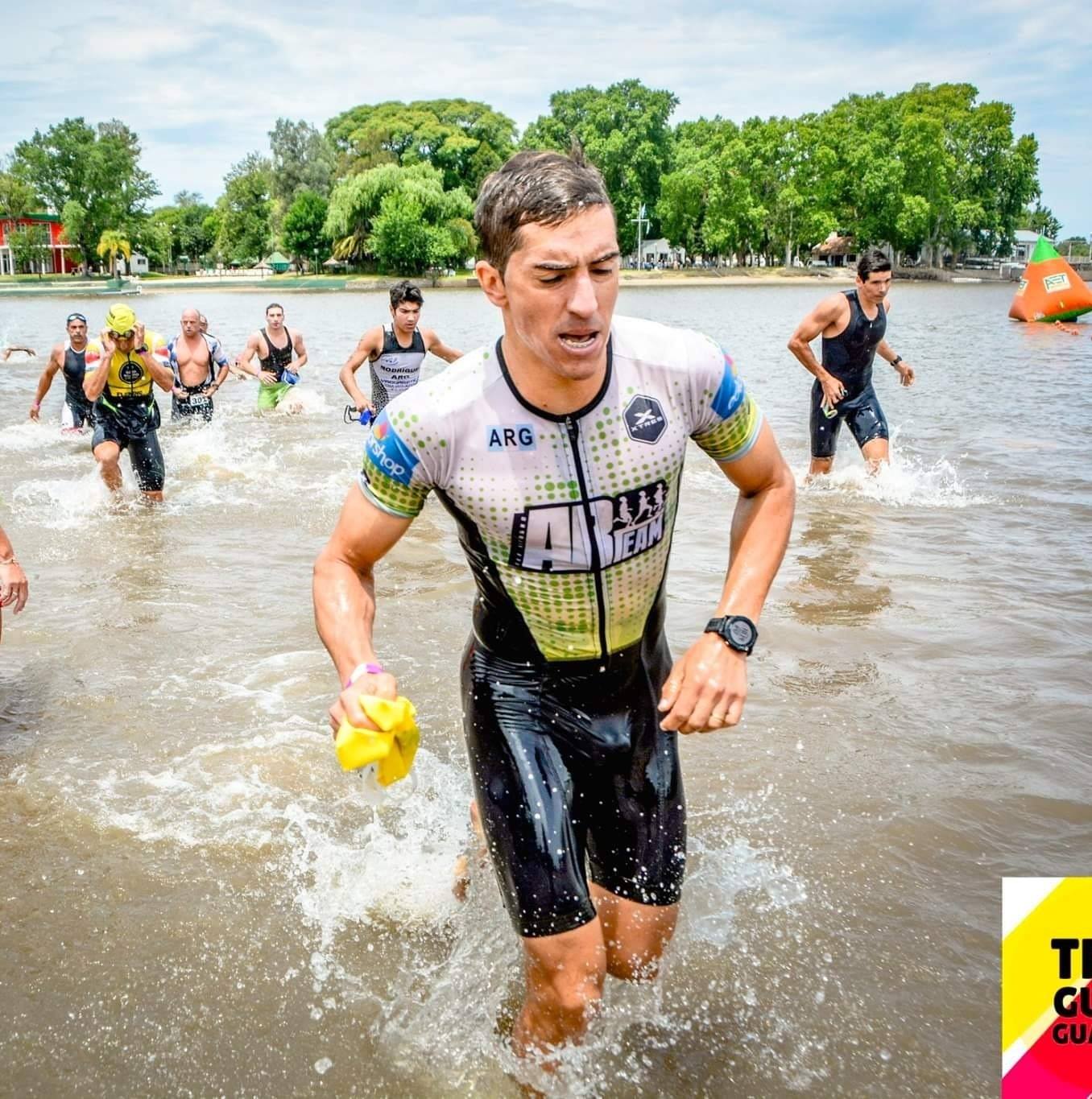 SABINA GOYENECHE Y ALEJANDRO RICAGNO CAMPEONES DEL CIRCUITO DE TRIATLÓN JEEP COSTA DEL RÍO URUGUAY 2022