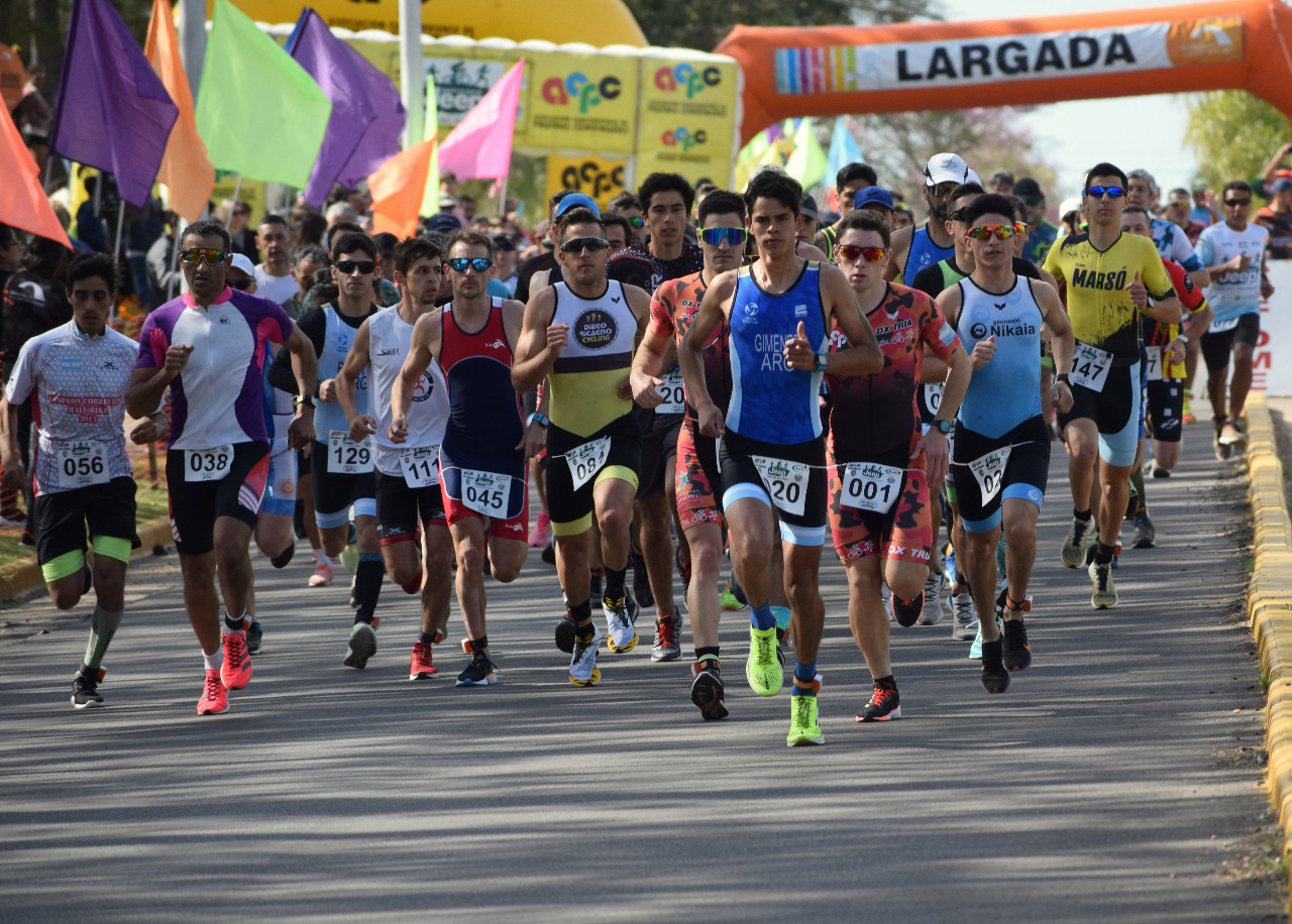 SE CORRE LA FINAL DEL DUATLON JEEP EN SANTA ANA