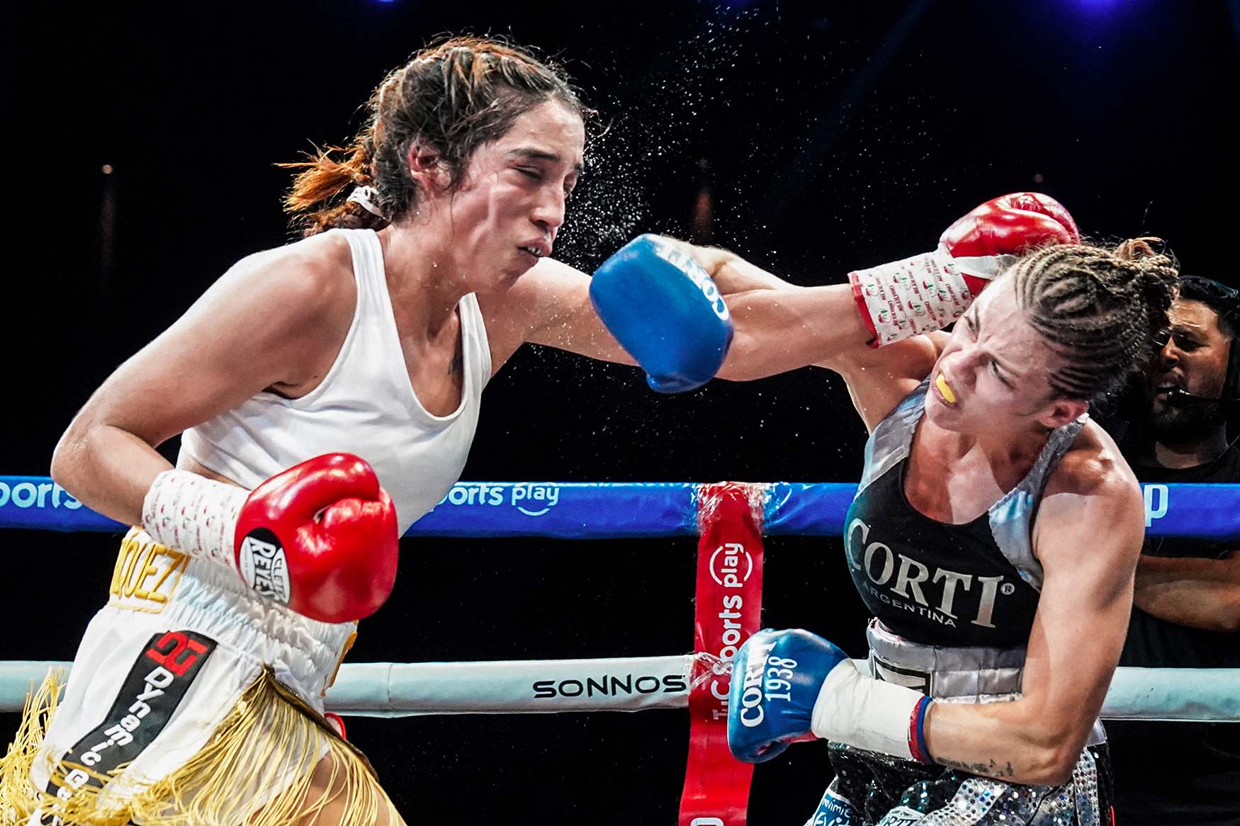 LA PRINCESA DEL LUNA PARK SE VOLVIÓ A CONSAGRAR: EVELIN BERMÚDEZ ES NUEVA CAMPEONA DEL MUNDO