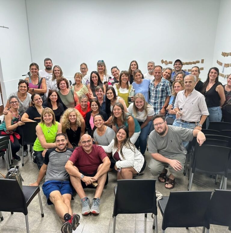 «LA TERAPIA DE PAPEL»: ESCRIBIR ME AYUDA A PROCESAR MIS EMOCIONES