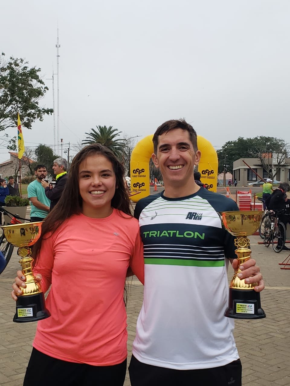 RICAGNO Y MAIDANA GANARON EL DUATLON EN SAN SALVADOR