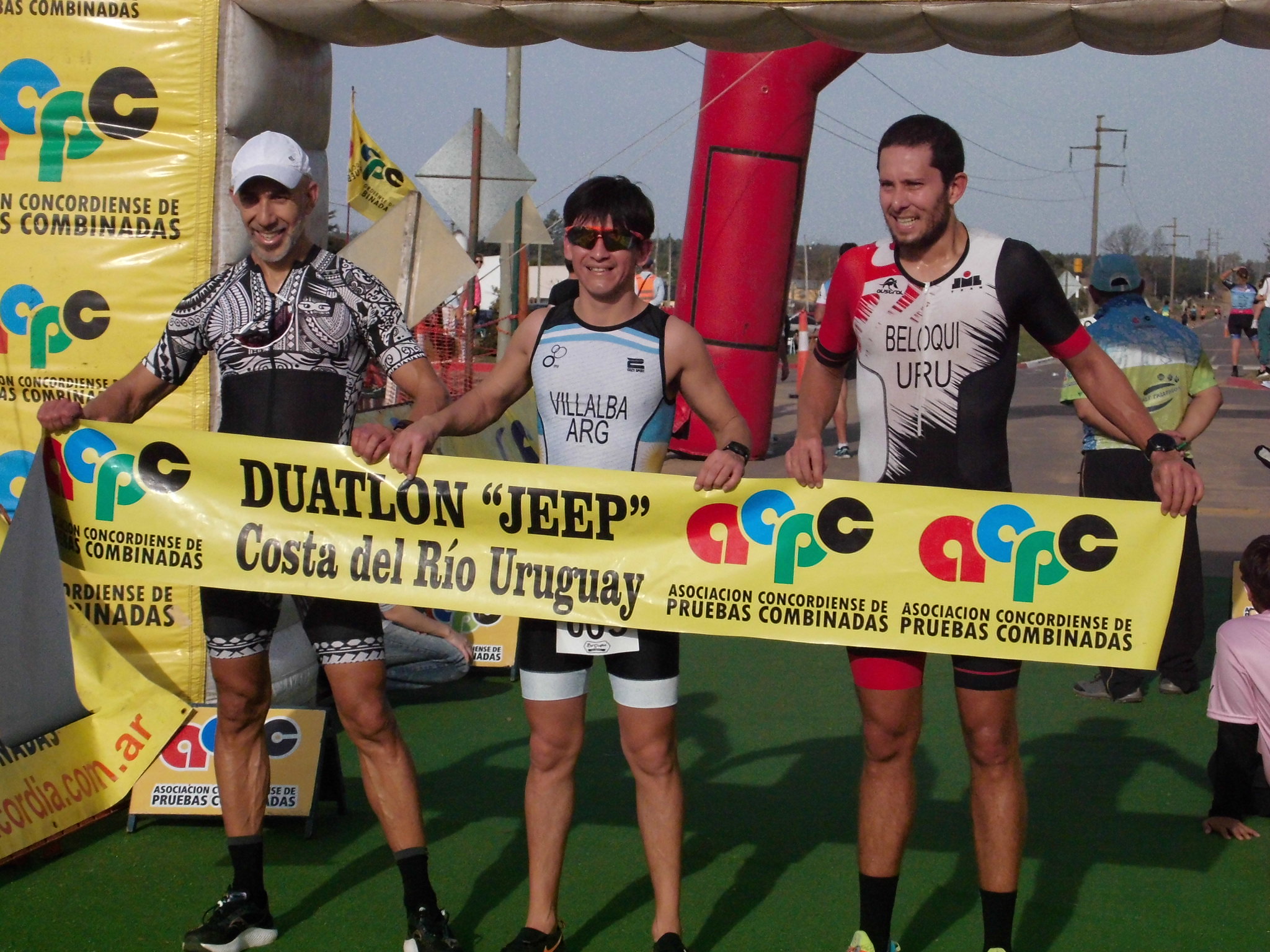 MARINO VILLALBA Y JUDITH MARSILLI GANARON EL DUATLON DE COLONIA AYUI