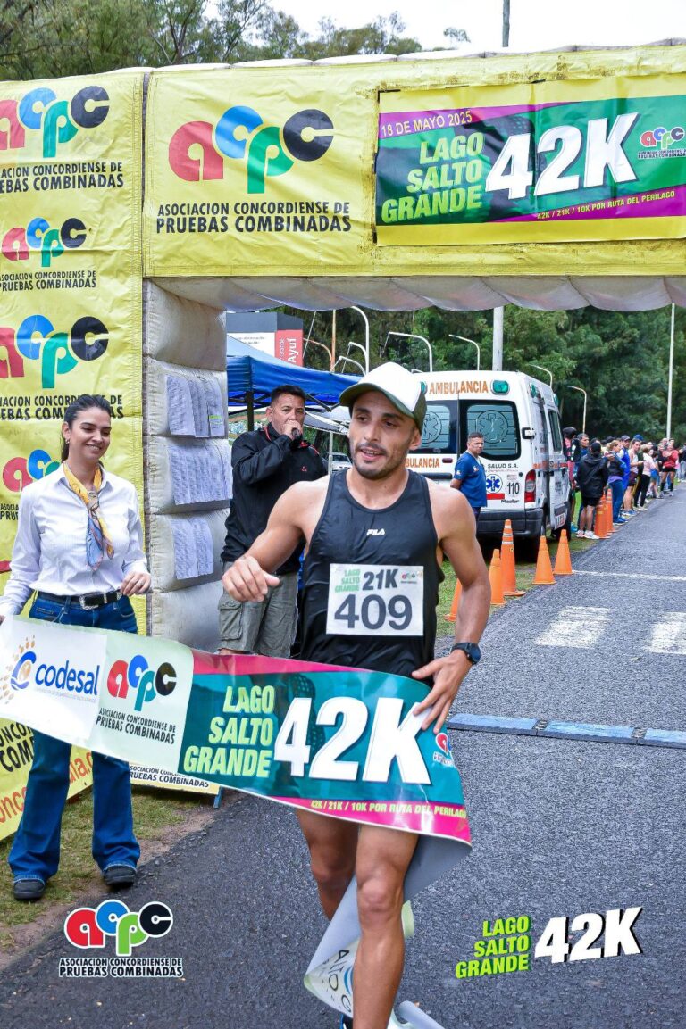 EL LAGO SE VISTIÓ DE FIESTA CON EL MARATON LAGO SALTO GRANDE