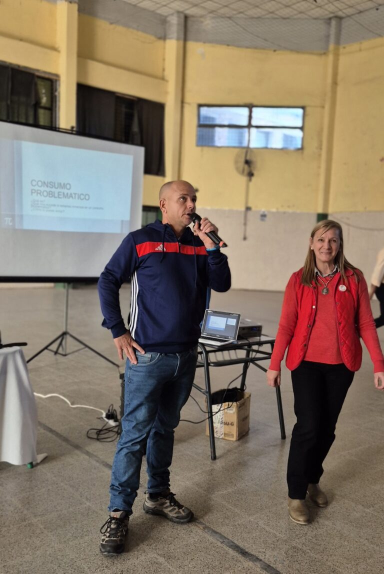 «EL DEPORTE ME MANTIENE SALUDABLE Y LIBRE DE MIS ADICCIONES»