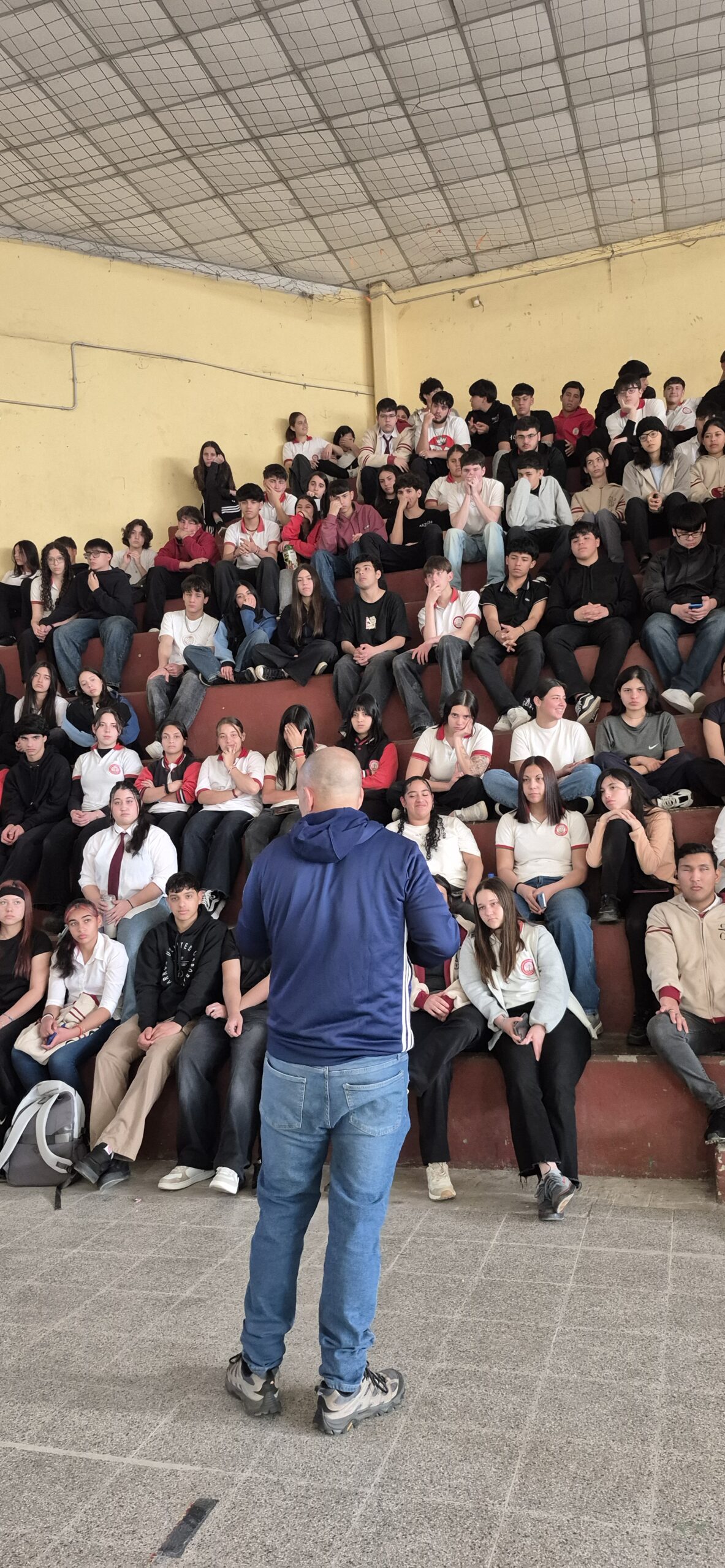 LAS PANTALLAS: «LA NUEVA DROGA DEL SIGLO XXI»