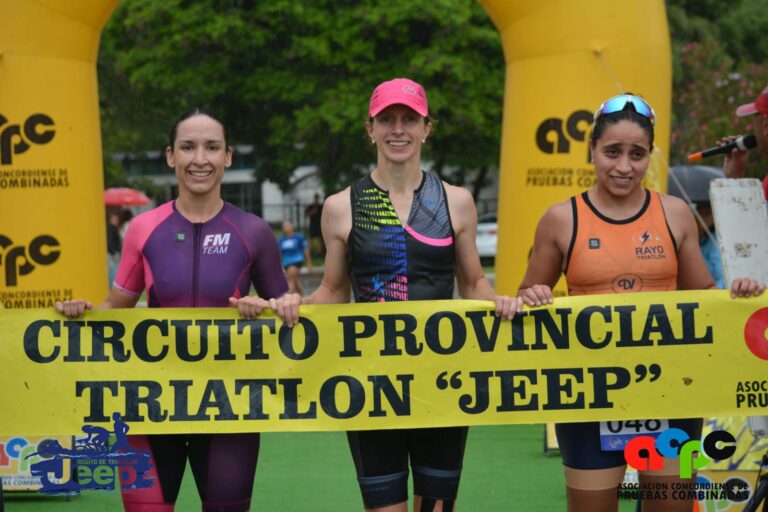 EL TRIATLON JEEP BRILLÓ EN EL LAGO, EL PACEÑO BALDINI Y LA CONCORDIENSE BRUNINI LOS GANADORES