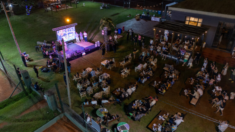 3200 «PERIODISMO CON LA FUERZA DEL DEPORTE Y LA CULTURA»