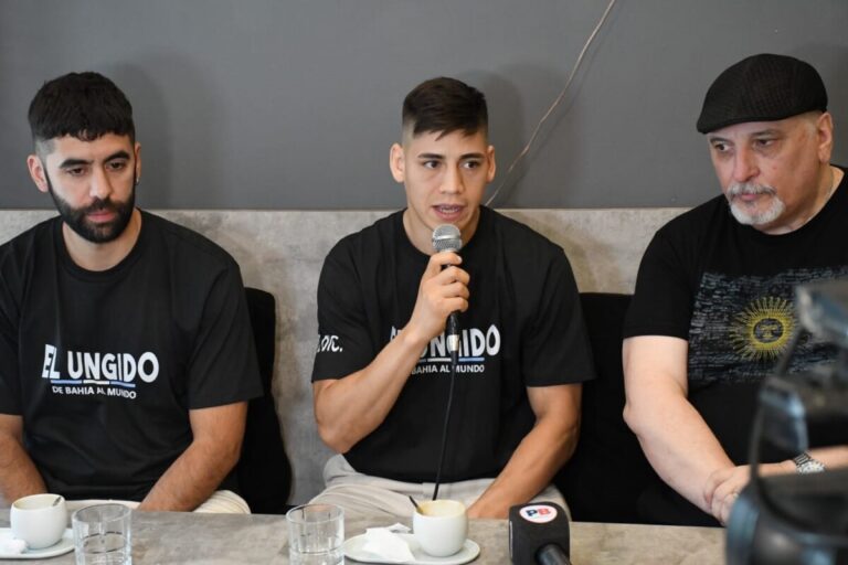 ESTE VIERNES: NERI MUÑOZ BUSCA SU OPORTUNIDAD MUNDIALISTA EN DUBAI