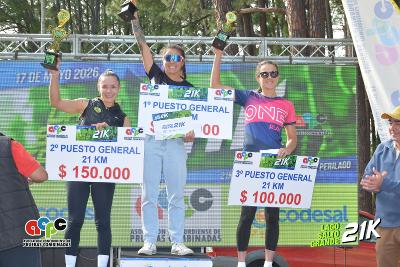 JULIO SAROBA Y DANIELA PENONI GANARON LOS “21 K LAGO SALTO GRANDE”